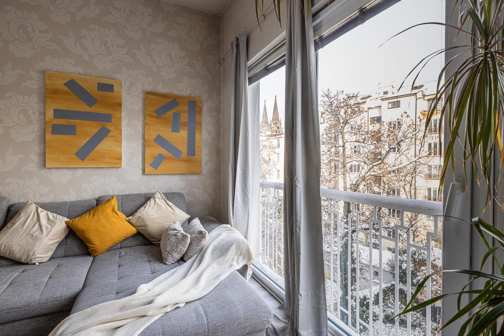 Nice Big Apartment 2Bds - Belgicka Prague Exterior photo